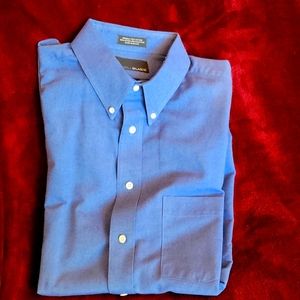 Bill Blass long sleeve dress shirt.